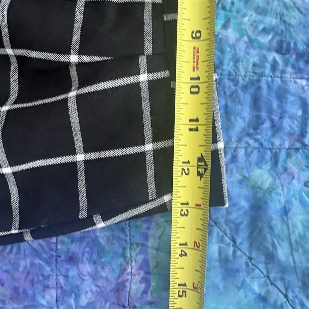 Nasty Gal Check In Sometime Plaid Mini Skirt Black Size 4 Back Zipper GUC